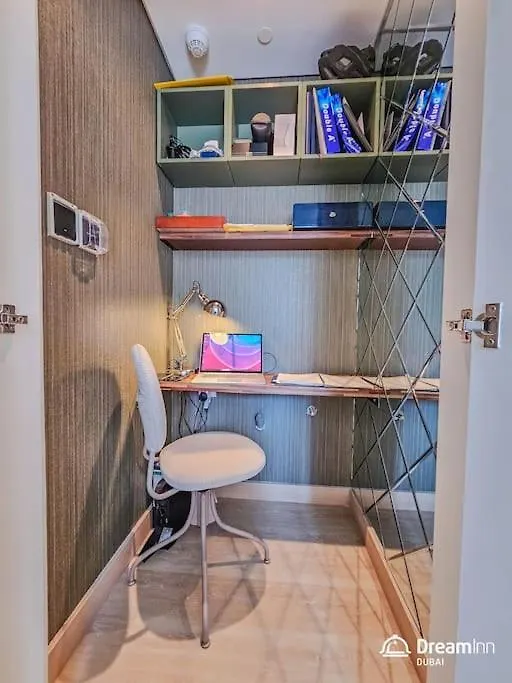 Apartment Modern 2-Br Work Space Dubai Hills Collective