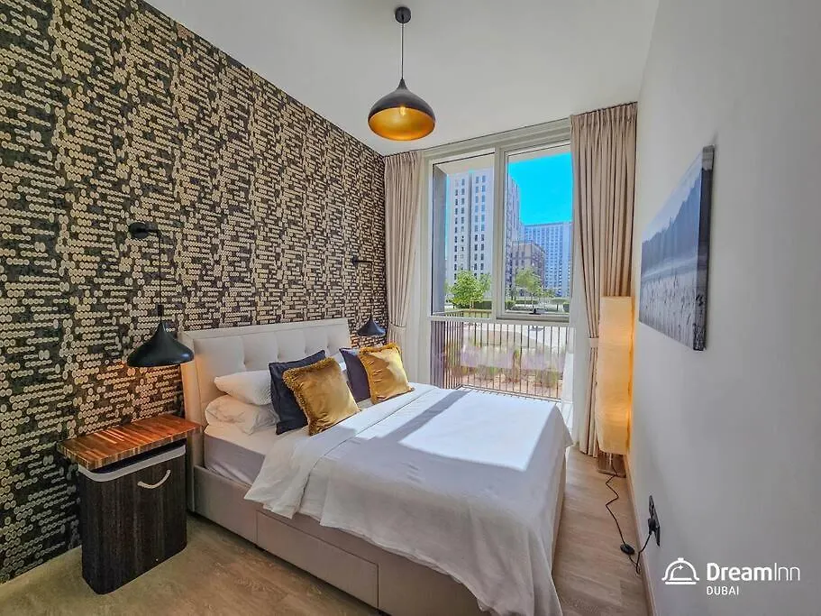 Modern 2-Br Work Space Dubai Hills Collective